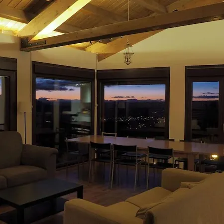 度假居 El Chiscon De La Hoya *